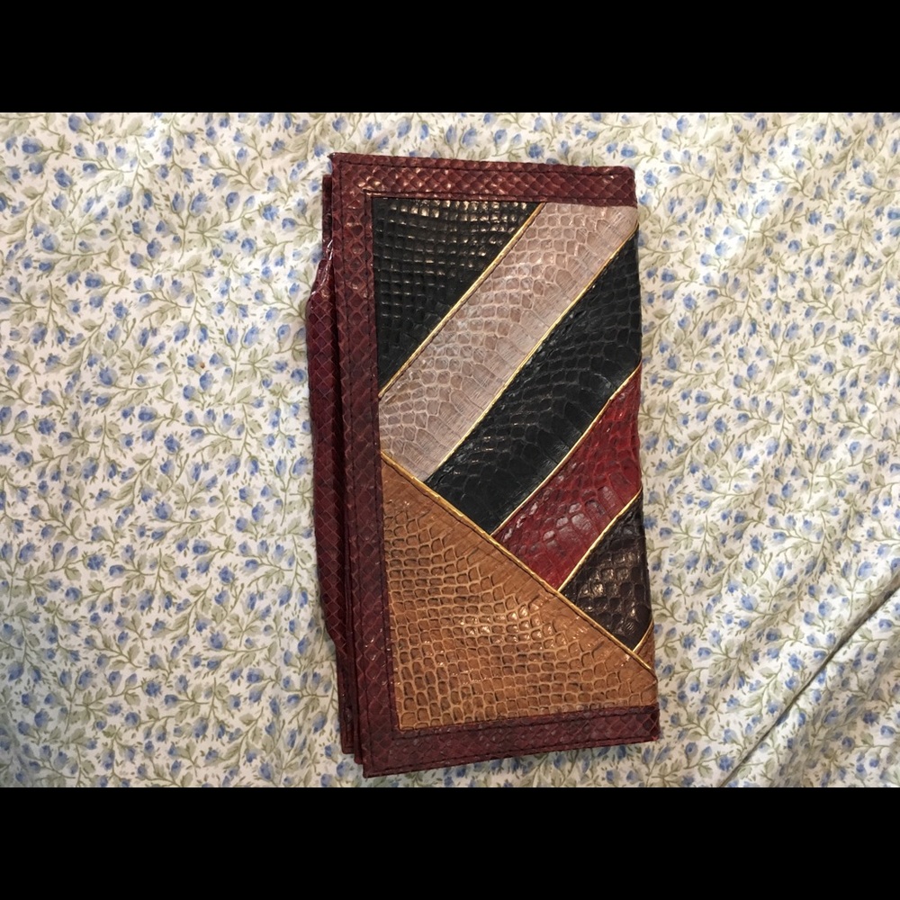 Vintage clutch